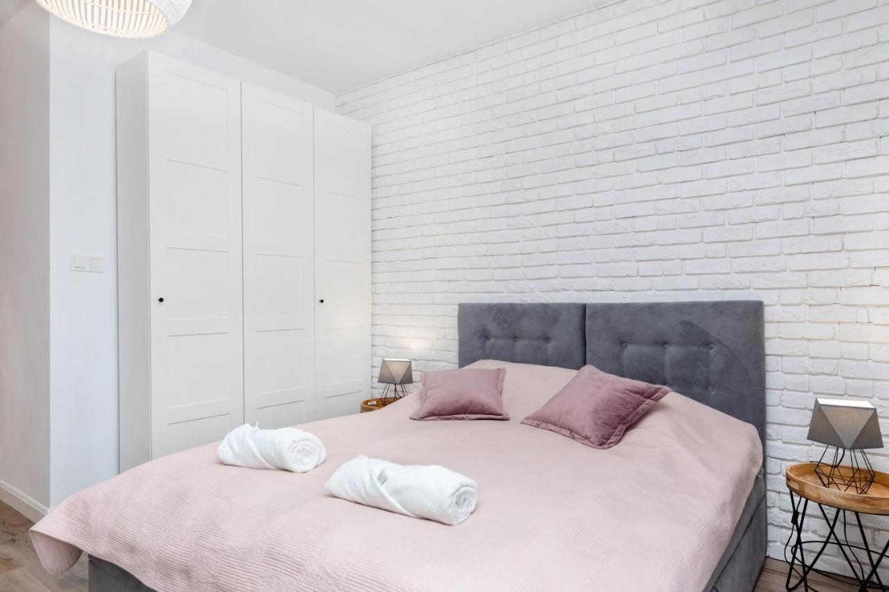 Gold Flamingo Apartament By Noclegi Renters เมียนซิดดรอแย ภายนอก รูปภาพ
